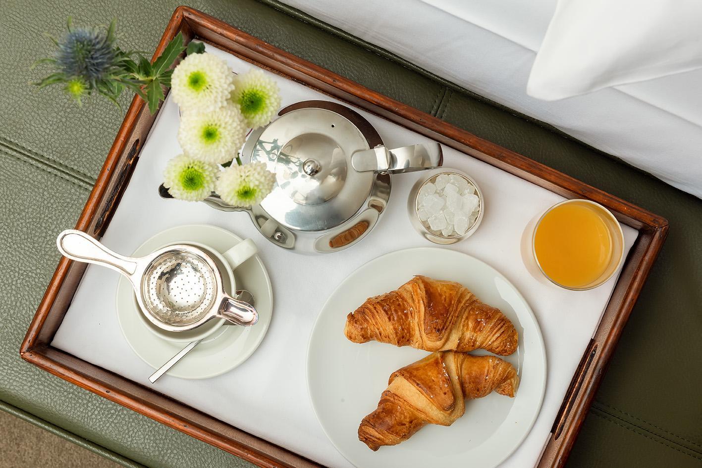 Precise Resort Bad Saarow Ngoại thất bức ảnh Room service