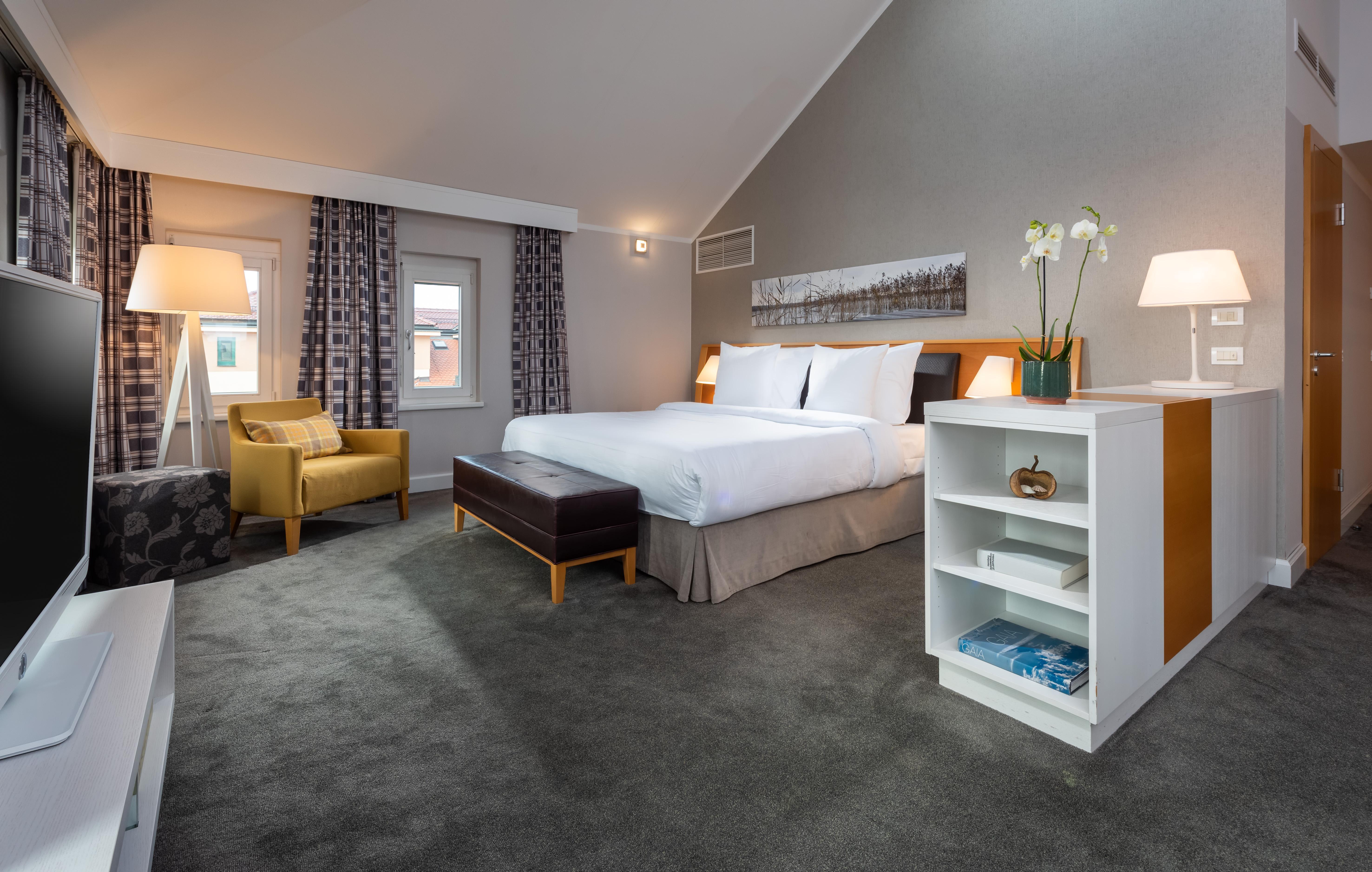 Precise Resort Bad Saarow Ngoại thất bức ảnh A room at the Hotel du Vin & Bistro, Cheltenham
