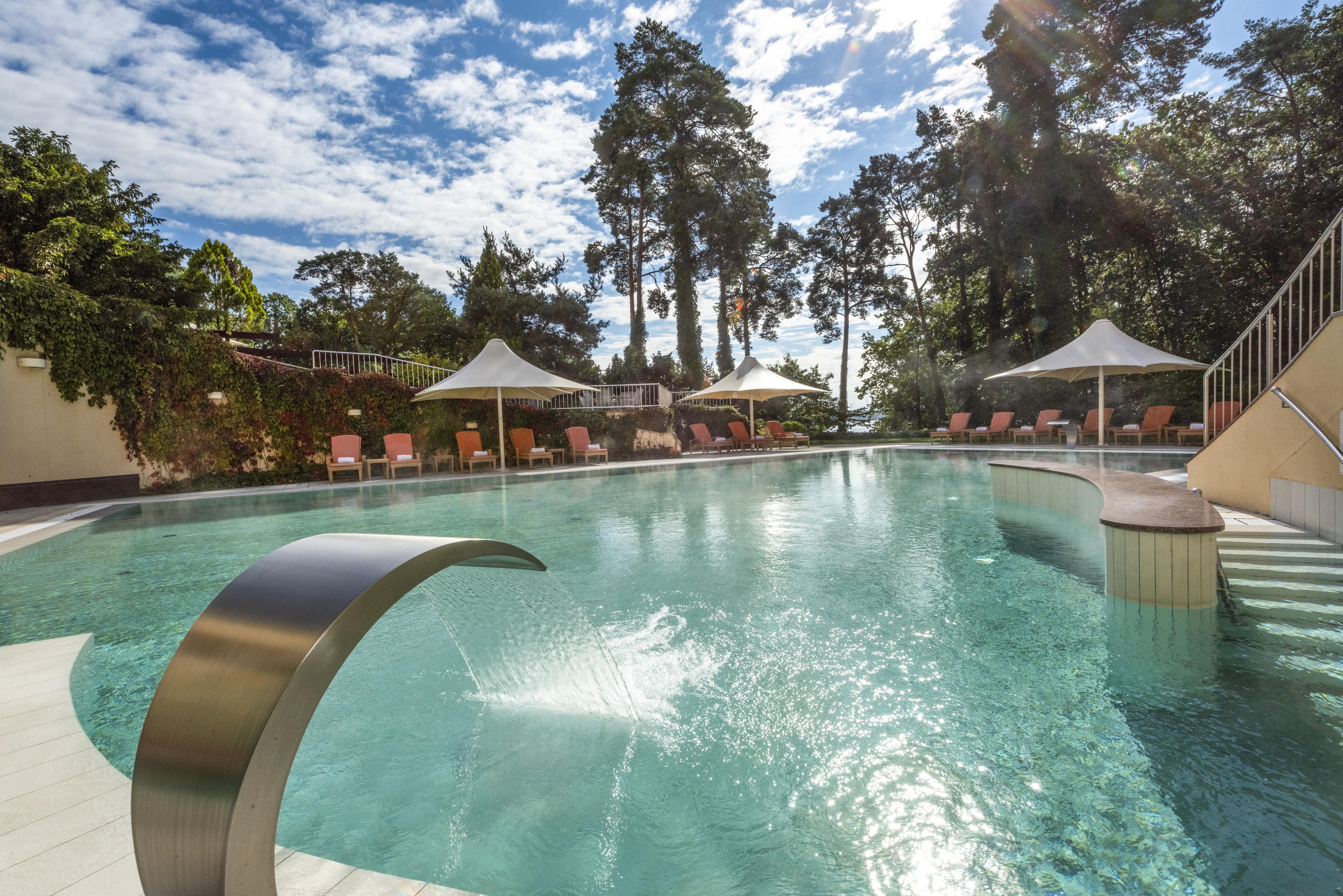 Precise Resort Bad Saarow Ngoại thất bức ảnh The pool at the hotel