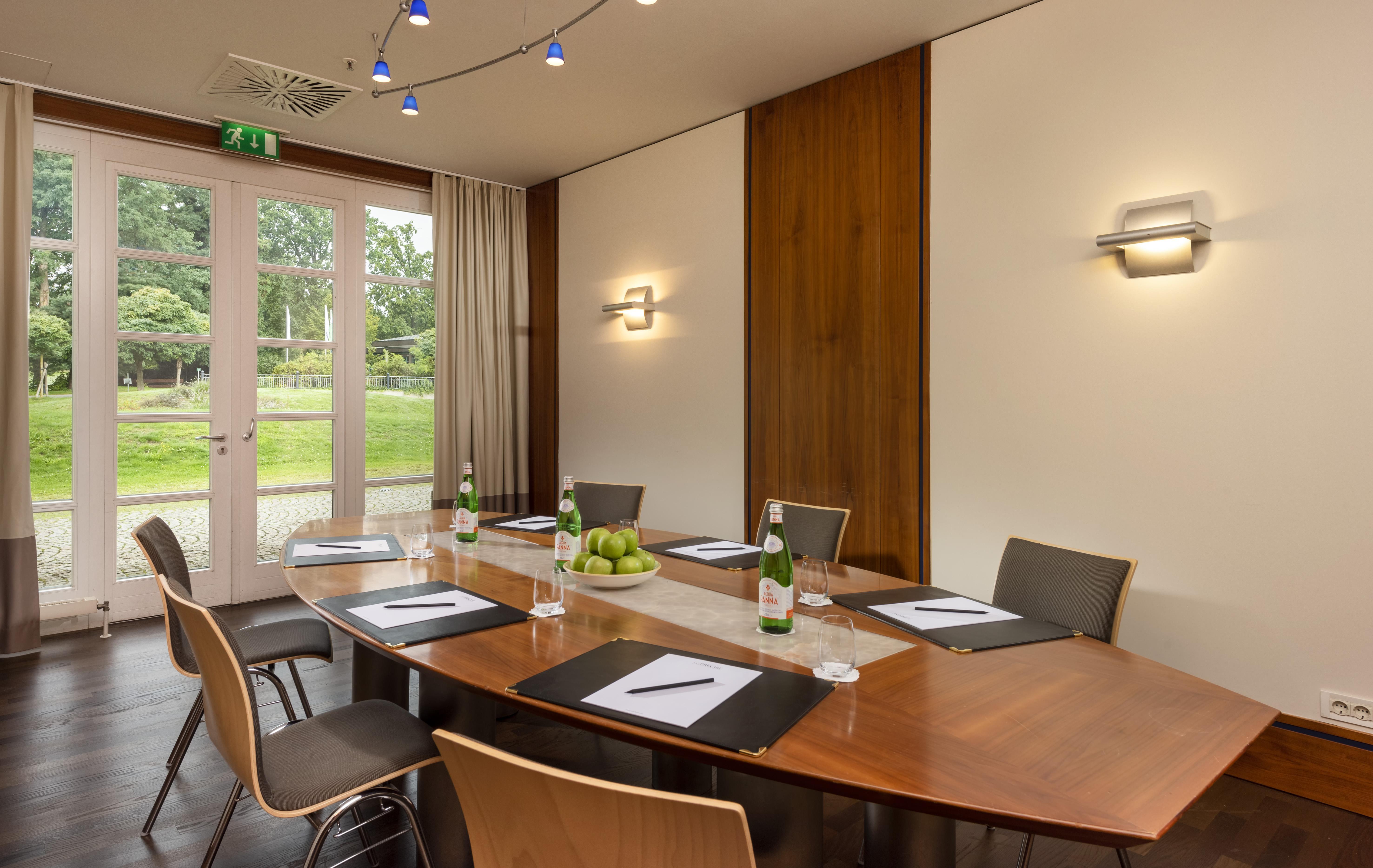 Precise Resort Bad Saarow Ngoại thất bức ảnh Meeting room